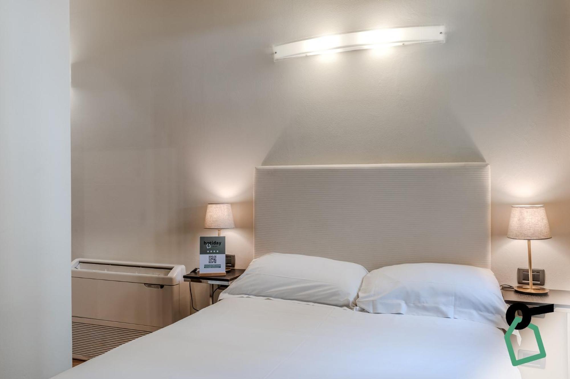 Hotiday Aparthotel Firenze Экстерьер фото